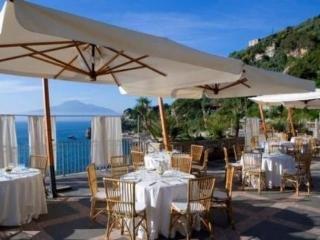 Hotel Scrajo Wellness & Mineral Spa Neapolitan Riviera Экстерьер фото